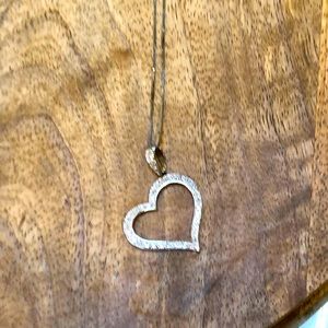 18” White Gold Chain with Heart Diamond Chips Pendant